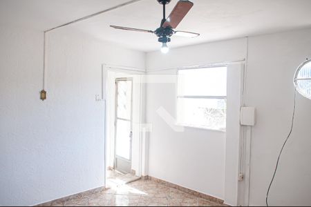 sala de casa para alugar com 2 quartos, 70m² em Curicica, Rio de Janeiro