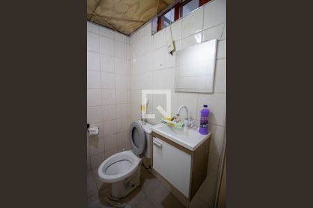 Casa à venda com 200m², 3 quartos e sem vagaBanheiro de Serviço