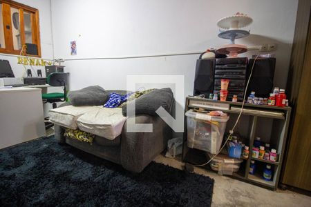 Casa à venda com 200m², 3 quartos e sem vagaSalão Extra dos Fundos