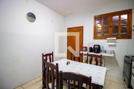 Casa à venda com 200m², 3 quartos e sem vagaCozinha