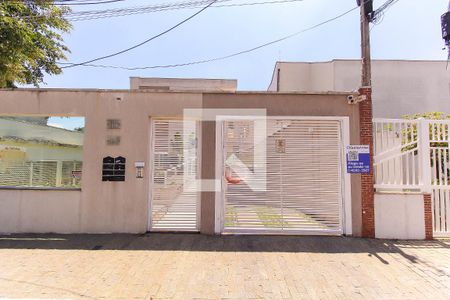 Casa de condomínio à venda com 125m², 3 quartos e 2 vagas Casa de condomínio à venda com 125m², 3 quartos e 2 vagasFachada