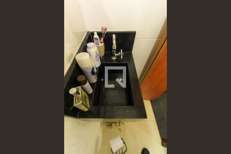 Casa de condomínio à venda com 125m², 3 quartos e 2 vagas Casa de condomínio à venda com 125m², 3 quartos e 2 vagasBanheiro 2