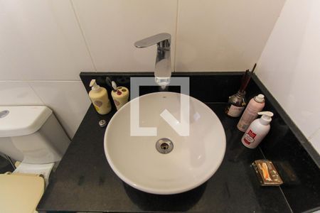 Casa de condomínio à venda com 125m², 3 quartos e 2 vagas Casa de condomínio à venda com 125m², 3 quartos e 2 vagasBanheiro 1