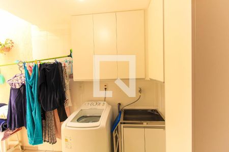 Casa de condomínio à venda com 125m², 3 quartos e 2 vagas Casa de condomínio à venda com 125m², 3 quartos e 2 vagasÁrea de Serviço