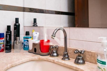 Casa à venda com 200m², 3 quartos e 1 vagaBanheiro Quarto 2 - Suíte