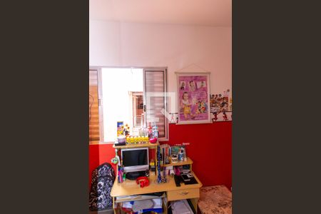 Casa à venda com 188m², 4 quartos e 2 vagasQuarto 2