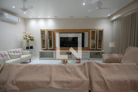 Apartamento à venda com 275m², 3 quartos e 1 vaga Apartamento à venda com 275m², 3 quartos e 1 vagaSala de Estar