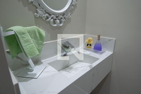 Apartamento à venda com 275m², 3 quartos e 1 vaga Apartamento à venda com 275m², 3 quartos e 1 vagaLavabo