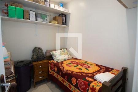 Apartamento à venda com 275m², 3 quartos e 1 vaga Apartamento à venda com 275m², 3 quartos e 1 vagaQuarto de Serviço