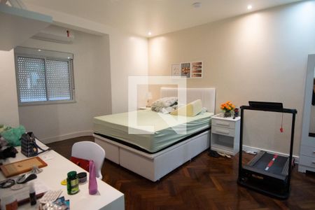 Apartamento à venda com 275m², 3 quartos e 1 vaga Apartamento à venda com 275m², 3 quartos e 1 vagaQuarto 3