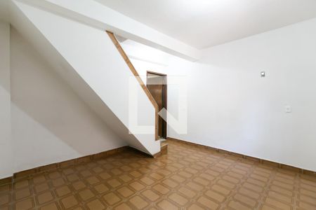 Sala de casa para alugar com 3 quartos, 100m² em Jardim Mimar, São Paulo