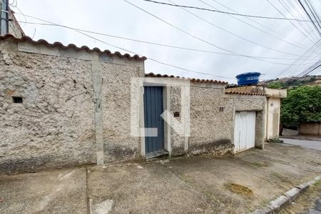 Casa para alugar com 105m², 3 quartos e 4 vagasFachada