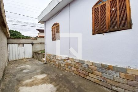 Casa para alugar com 105m², 3 quartos e 4 vagasFachada