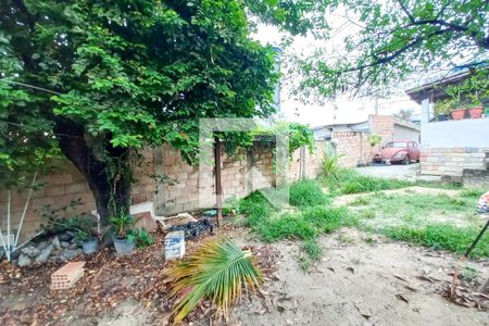 Casa para alugar com 105m², 3 quartos e 4 vagasQuintal