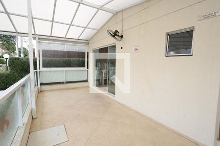 Casa de condomínio para alugar com 110m², 2 quartos e 2 vagasÁrea comum - Salão de festas