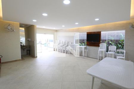 Casa de condomínio para alugar com 110m², 2 quartos e 2 vagasÁrea comum - Salão de festas