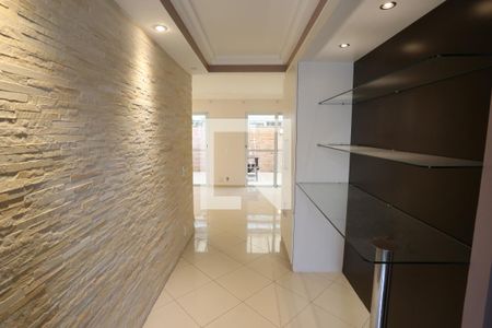 Sala de casa de condomínio para alugar com 2 quartos, 110m² em Cangaíba, São Paulo