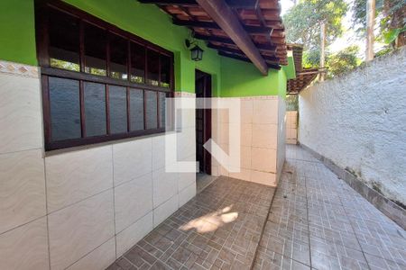 Casa para alugar com 48m², 1 quarto e sem vaga Casa para alugar com 48m², 1 quarto e sem vagaQuintal