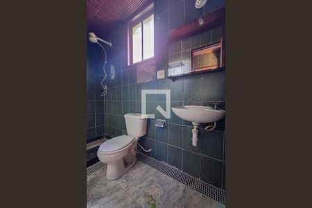 Casa para alugar com 48m², 1 quarto e sem vaga Casa para alugar com 48m², 1 quarto e sem vagaBanheiro