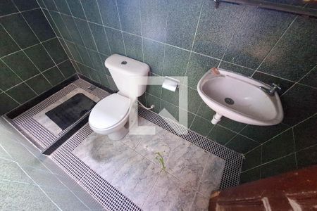 Casa para alugar com 48m², 1 quarto e sem vaga Casa para alugar com 48m², 1 quarto e sem vagaBanheiro