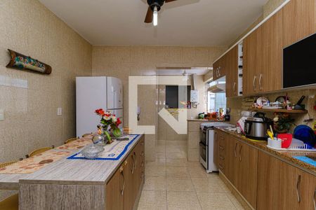 Apartamento à venda com 107m², 2 quartos e 1 vagaCozinha