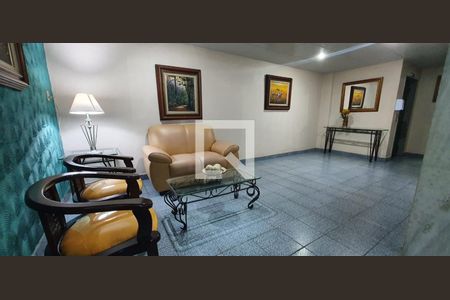 Apartamento à venda com 107m², 2 quartos e 1 vagaHall