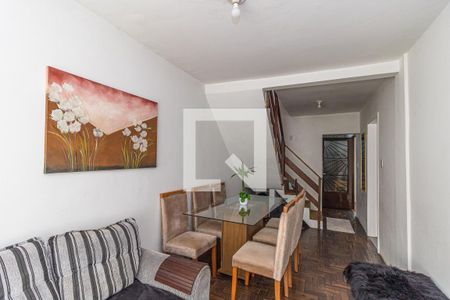 Sala de casa à venda com 3 quartos, 170m² em Passo das Pedras, Porto Alegre