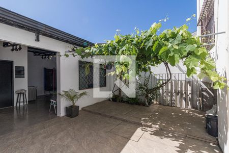 Casa à venda com 170m², 3 quartos e 2 vagasQuintal