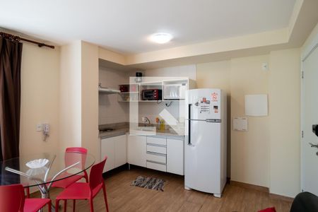 Studio / Sala Cozinha de kitnet/studio para alugar com 1 quarto, 42m² em Brooklin Paulista, São Paulo