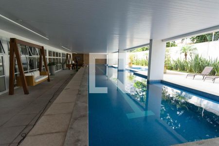 Studio para alugar com 42m², 1 quarto e 1 vagaPiscina