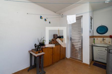 Casa à venda com 183m², 3 quartos e 3 vagas Casa à venda com 183m², 3 quartos e 3 vagasÁrea de Serviço