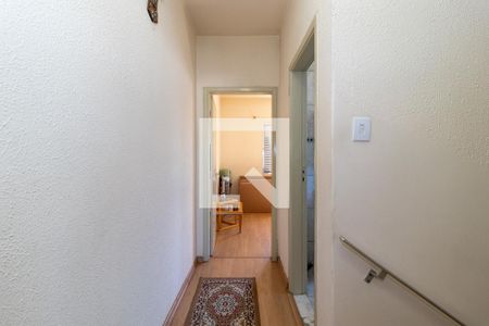 Casa à venda com 183m², 3 quartos e 3 vagas Casa à venda com 183m², 3 quartos e 3 vagasCorredor dos Quartos