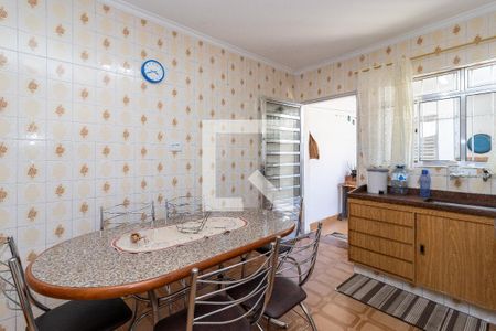 Casa à venda com 183m², 3 quartos e 3 vagas Casa à venda com 183m², 3 quartos e 3 vagasCozinha