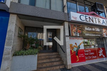 Apartamento à venda com 141m², 3 quartos e 1 vagaFachada e Portaria 