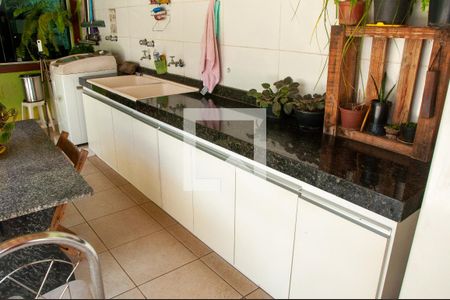 Casa à venda com 240m², 3 quartos e 3 vagasÁrea externa