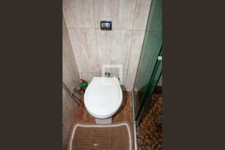 Casa à venda com 240m², 3 quartos e 3 vagasBanheiro