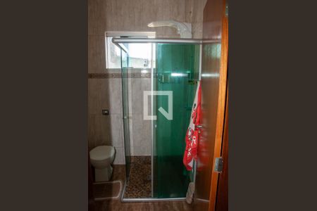 Casa à venda com 240m², 3 quartos e 3 vagasBanheiro