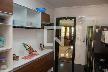 Casa à venda com 240m², 3 quartos e 3 vagasCozinha