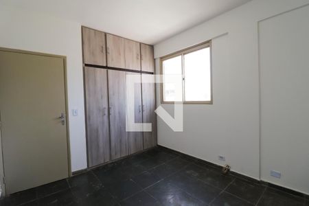 Quarto 2 de apartamento para alugar com 3 quartos, 120m² em Setor Aeroporto, Goiânia