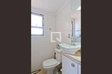 Apartamento à venda com 53m², 2 quartos e 1 vaga Apartamento à venda com 53m², 2 quartos e 1 vagaBanheiro