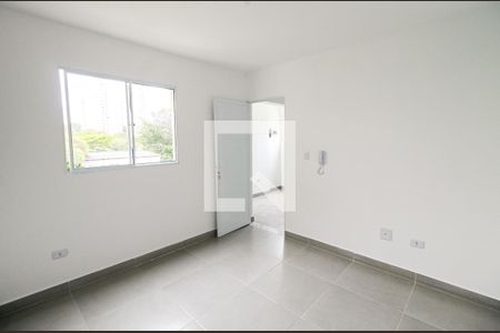 Sala  de casa de condomínio para alugar com 2 quartos, 50m² em Jardim Vazani, São Paulo