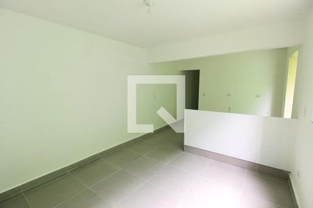 Sala  de casa de condomínio para alugar com 2 quartos, 50m² em Jardim Vazani, São Paulo