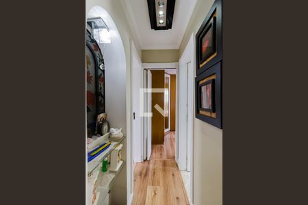 Corredor de apartamento para alugar com 3 quartos, 67m² em Vila Moraes, São Paulo