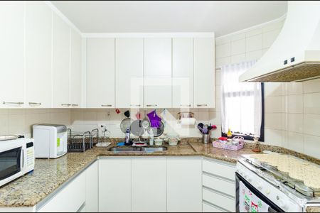 Apartamento à venda com 120m², 3 quartos e 2 vagas Apartamento à venda com 120m², 3 quartos e 2 vagasCozinha