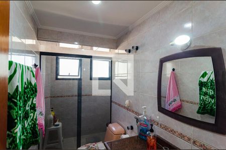 Apartamento à venda com 120m², 3 quartos e 2 vagas Apartamento à venda com 120m², 3 quartos e 2 vagasBanheiro Social