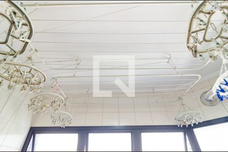 Apartamento à venda com 120m², 3 quartos e 2 vagas Apartamento à venda com 120m², 3 quartos e 2 vagasLavanderia