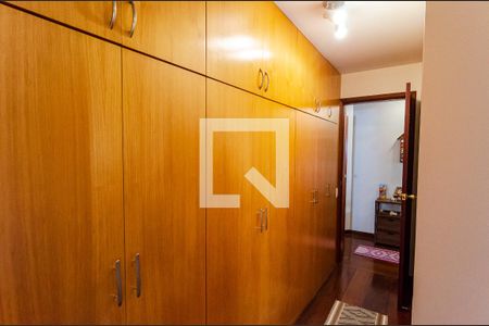 Apartamento à venda com 120m², 3 quartos e 2 vagas Apartamento à venda com 120m², 3 quartos e 2 vagasSuíte