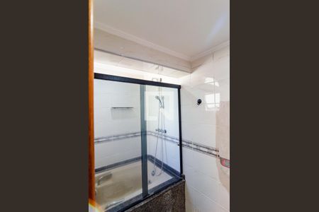 Apartamento à venda com 120m², 3 quartos e 2 vagas Apartamento à venda com 120m², 3 quartos e 2 vagasBanheiro da Suíte