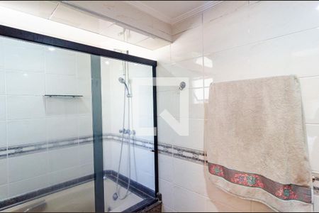 Apartamento à venda com 120m², 3 quartos e 2 vagas Apartamento à venda com 120m², 3 quartos e 2 vagasBanheiro da Suíte