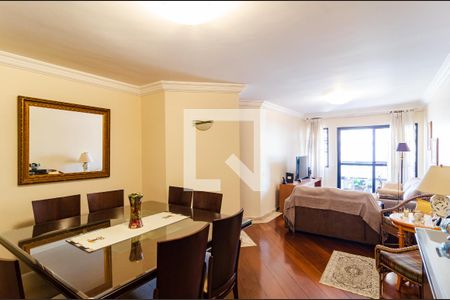 Apartamento à venda com 120m², 3 quartos e 2 vagas Apartamento à venda com 120m², 3 quartos e 2 vagasSala